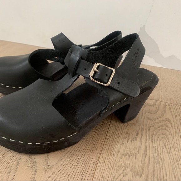 Lotta from Stocholm Highwood T-Bar Black with Black Sole - Picture 4 of 9